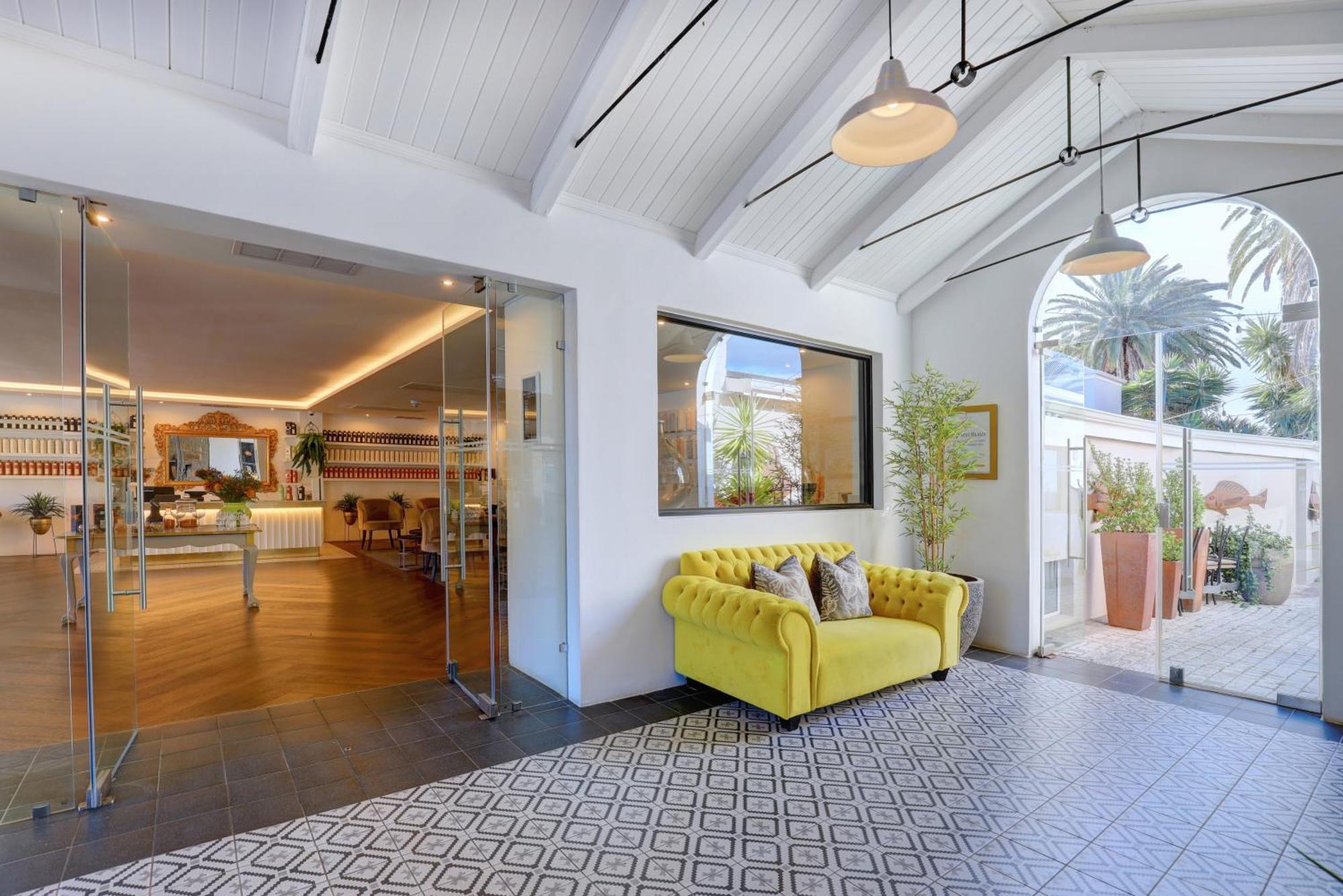 Protea Hotel By Marriott Mossel Bay Exterior photo