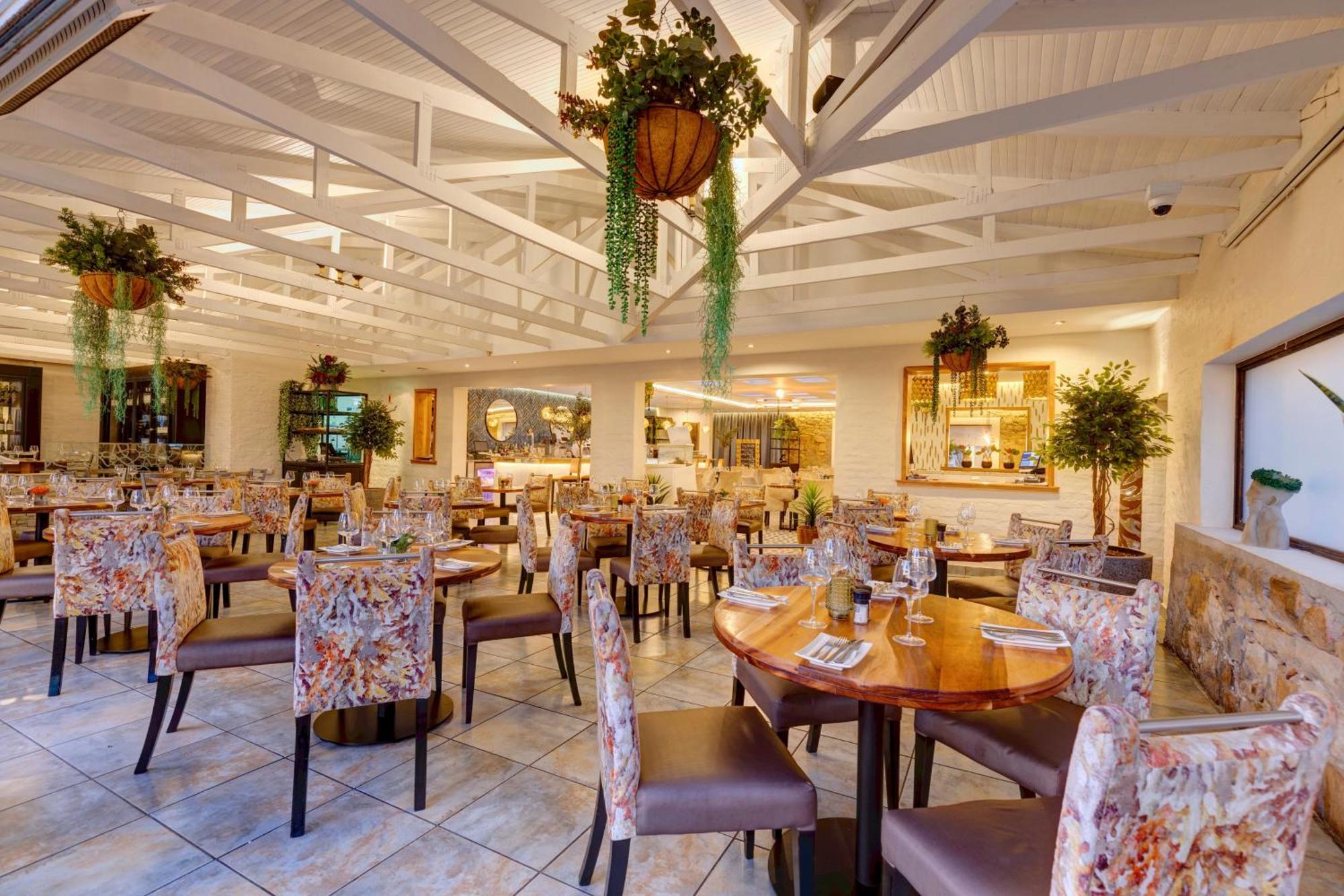 Protea Hotel By Marriott Mossel Bay Exterior photo