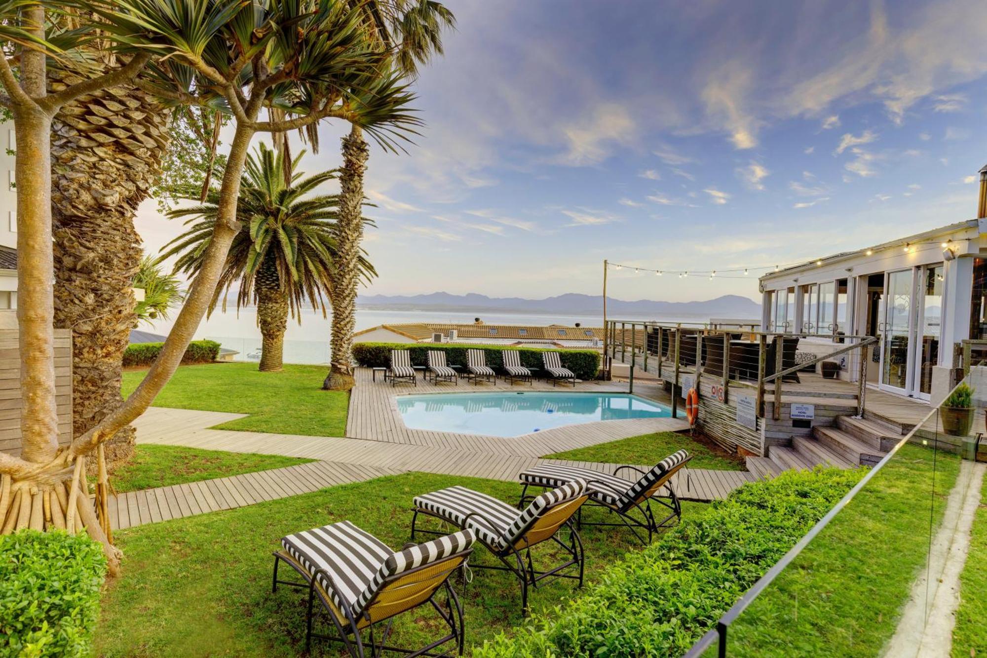 Protea Hotel By Marriott Mossel Bay Exterior photo
