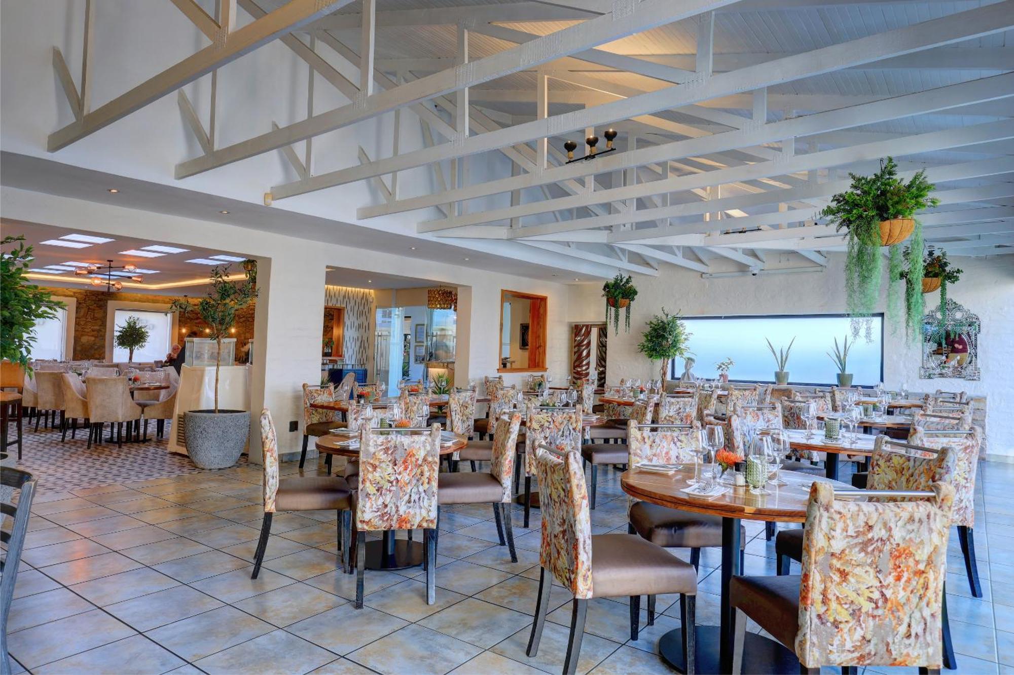Protea Hotel By Marriott Mossel Bay Exterior photo