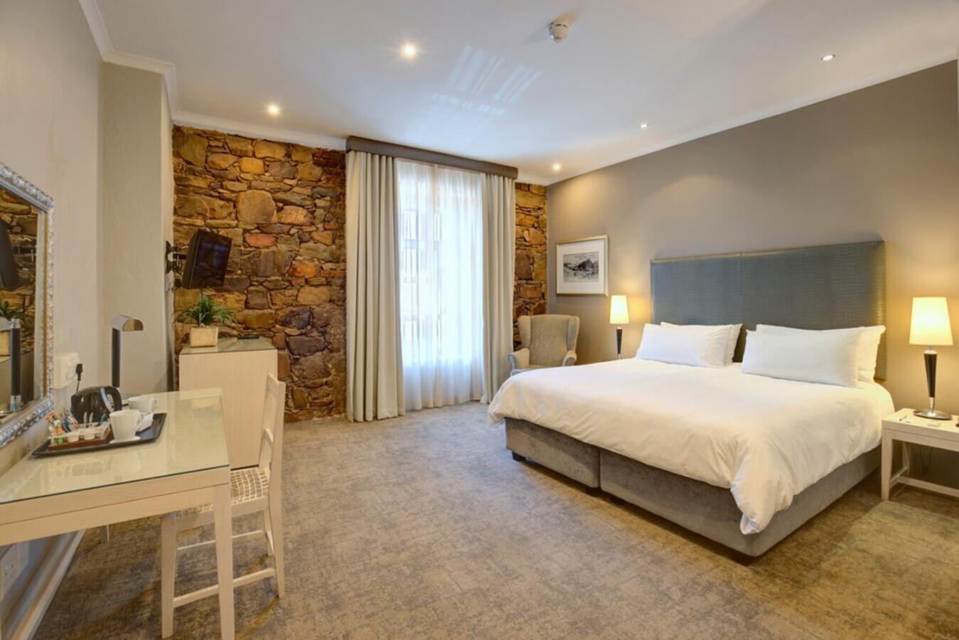 Protea Hotel By Marriott Mossel Bay Exterior photo